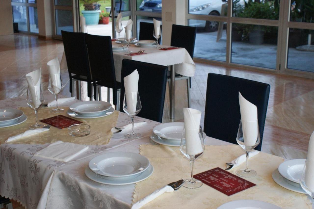 Vila Kollari Apartamento Ulcinj Exterior foto